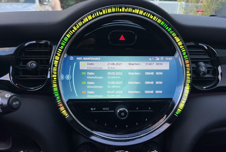 Mini Cooper 1.5 136 BVA7 Camden / 1ère Main / Toit Ouvrant / Carplay / Caméra 