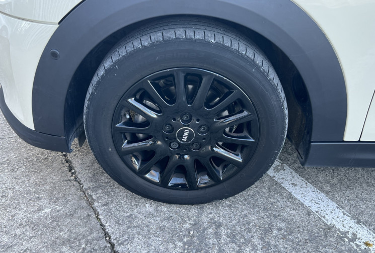 Mini Cooper 1.5 136 BVA7 Camden / 1ère Main / Toit Ouvrant / Carplay / Caméra 