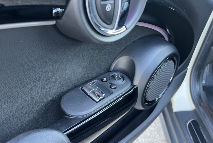 Mini Cooper 1.5 136 BVA7 Camden / 1ère Main / Toit Ouvrant / Carplay / Caméra 