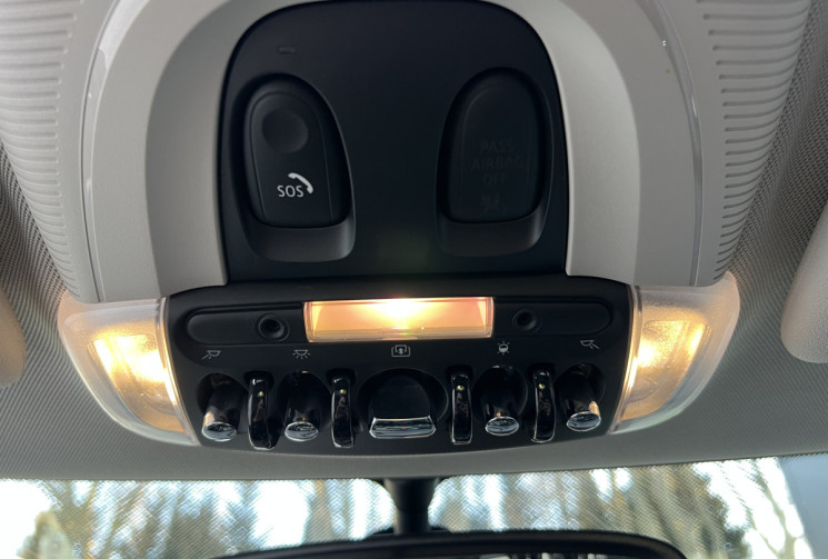 Mini Cooper 1.5 136 BVA7 Camden / 1ère Main / Toit Ouvrant / Carplay / Caméra 