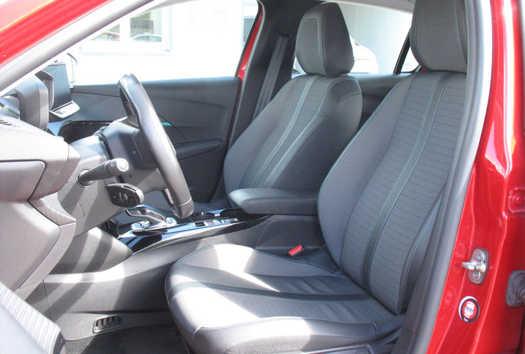 Peugeot 208 Electrique 50 kWh 136 Allure I-COCKPIT 3D ACHAT INTEGRAL GARANTIE 6/2028