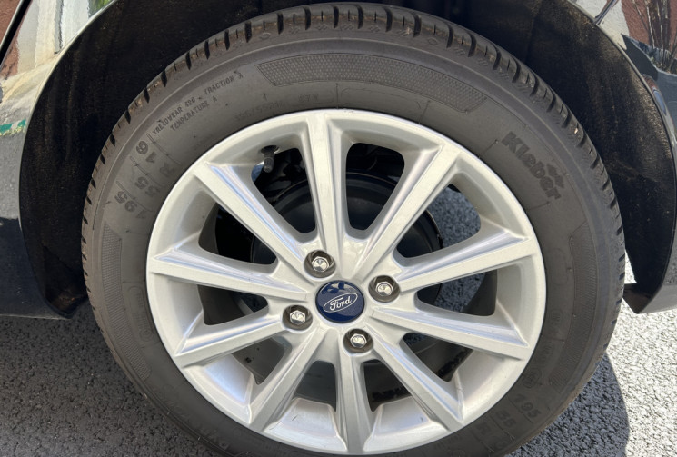 Ford Fiesta 1.0 EcoBoost 100 cv Titanium