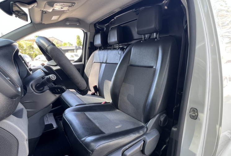 Citroën JUMPY M 2.0 BlueHDi 180 Business EAT6 / 3 Places / Distribution OK / Caméra / Carplay