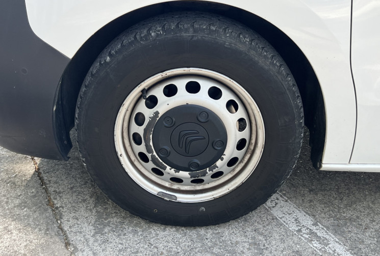 Citroën JUMPY M 2.0 BlueHDi 180 Business EAT6 / 3 Places / Distribution OK / Caméra / Carplay