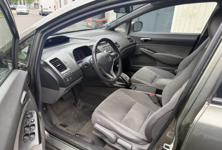 Honda Civic 1.3 IMA HYBRID 4P