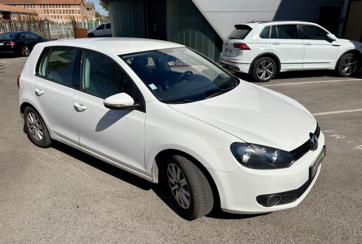 Volkswagen Golf VI 6 Trendline 1.6 TDI 105cv / 1ere main / 4 portes / 
