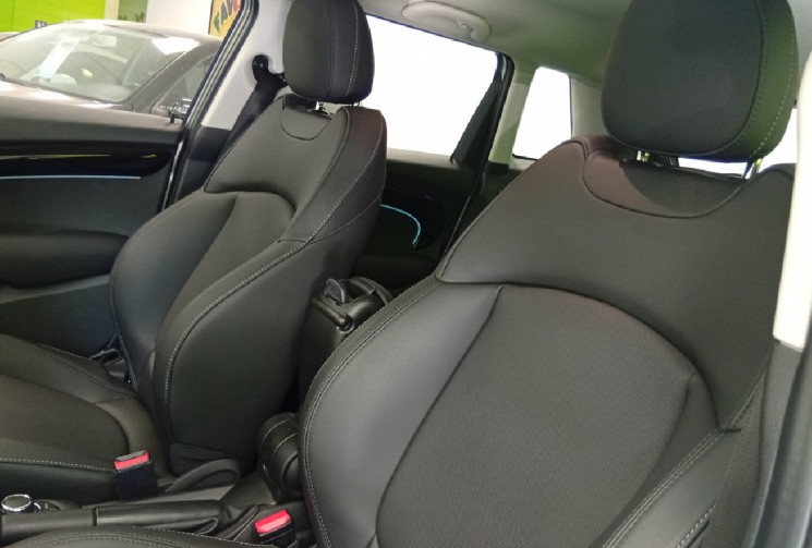 Mini MINI 5 PORTES 1.5 Cooper 136 CV 5 Portes steptronic