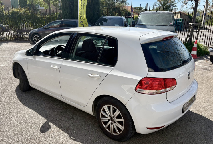 Volkswagen Golf VI 6 Trendline 1.6 TDI 105cv / 1ere main / 4 portes / 