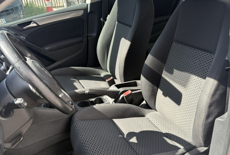 Volkswagen Golf VI 6 Trendline 1.6 TDI 105cv / 1ere main / 4 portes / 