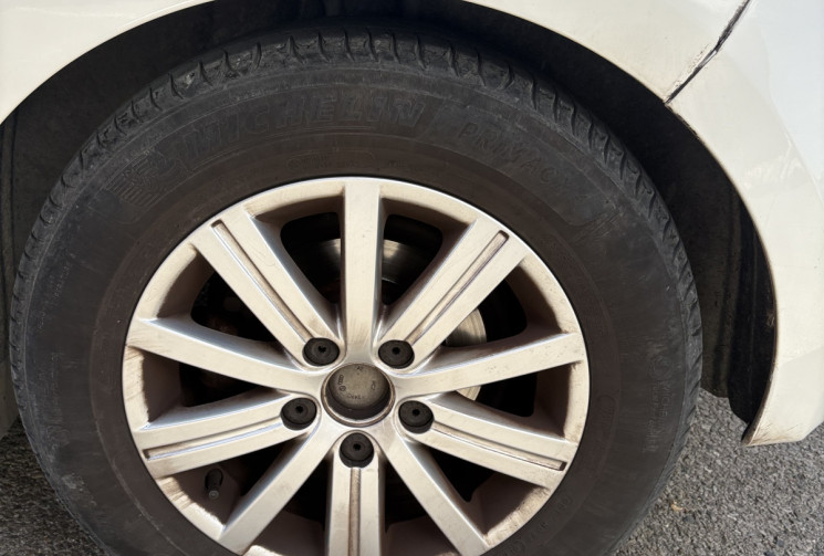 Volkswagen Golf VI 6 Trendline 1.6 TDI 105cv / 1ere main / 4 portes / 