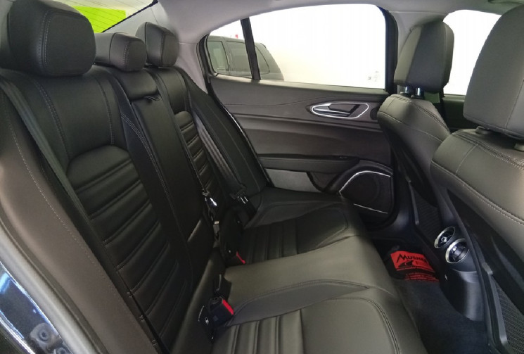 Alfa Romeo Giulia 2.0 Turbo 200 CV Finition TI 