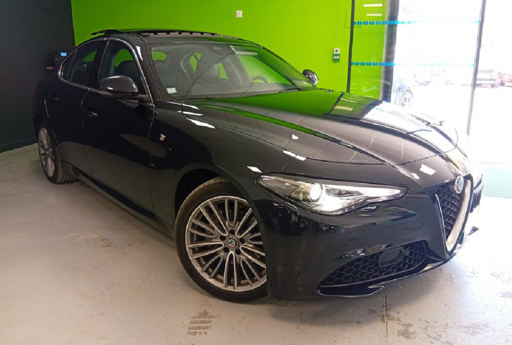 Alfa Romeo Giulia 2.0 Turbo 200 CV Finition TI 