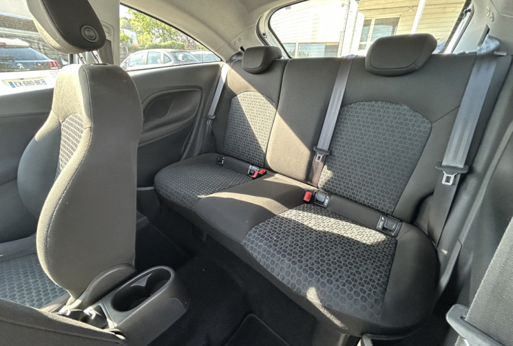 Opel Corsa E 1.2 / 69 CH / ENJOY / CHAINE DE DISTRIBUTION