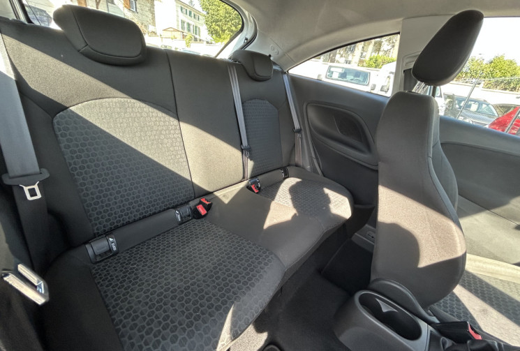 Opel Corsa E 1.2 / 69 CH / ENJOY / CHAINE DE DISTRIBUTION