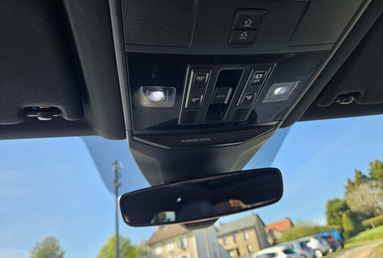 Volkswagen T-Roc 2.0 TDI 150 R-LINE DSG7 FRANCAIS FULL OPTIONS