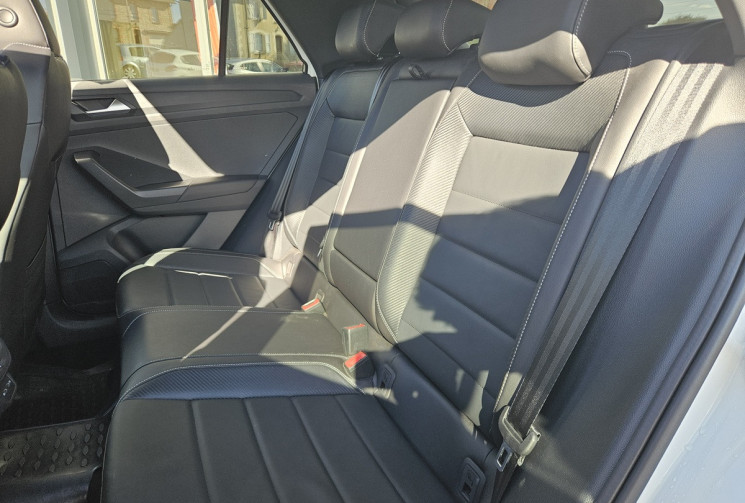Volkswagen T-Roc 2.0 TDI 150 R-LINE DSG7 FRANCAIS FULL OPTIONS