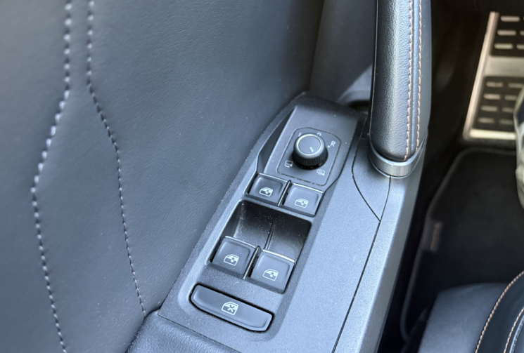 CUPRA Formentor 1.4 e-HYBRID 245ch VZ DSG6 Toit Ouvrant/Attelage Electrique/Entretien a jour