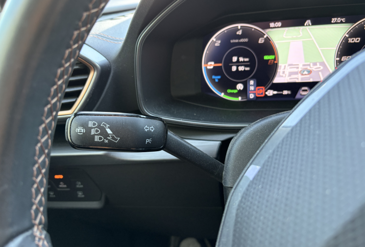 CUPRA Formentor 1.4 e-HYBRID 245ch VZ DSG6 Toit Ouvrant/Attelage Electrique/Entretien a jour