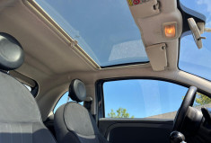 FIAT 500 LOUNGE 69 CV / CLIM / TOIT PANORAMIQUE / BLUETOOH / RÉVISÉE / GARANTIE