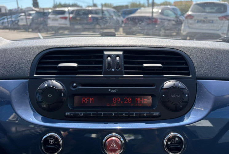 FIAT 500 LOUNGE 69 CV / CLIM / TOIT PANORAMIQUE / BLUETOOH / RÉVISÉE / GARANTIE