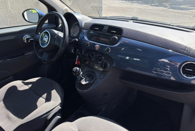 FIAT 500 LOUNGE 69 CV / CLIM / TOIT PANORAMIQUE / BLUETOOH / RÉVISÉE / GARANTIE
