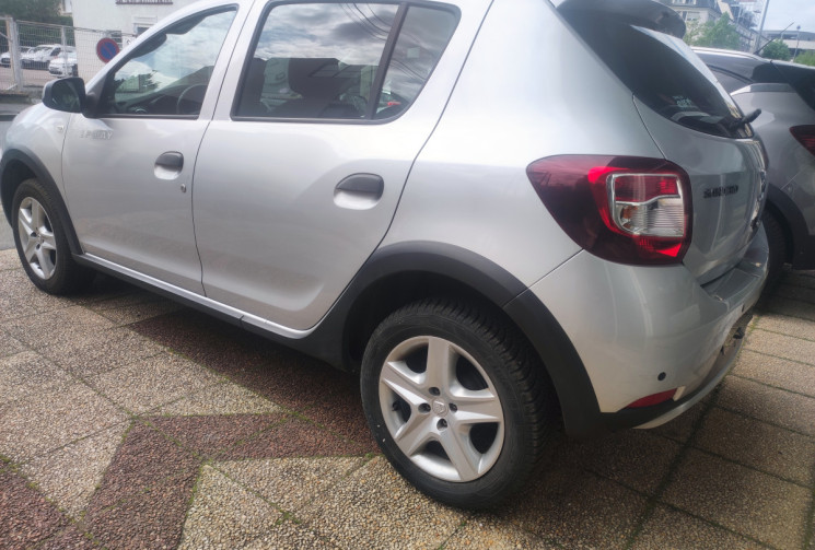 Dacia Sandero stepway 0.9 tce 90ch / 1ere main