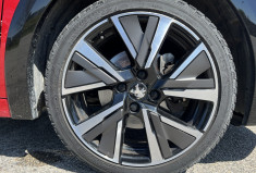 Peugeot 208  1.2 Puretech 100 GT Line / Distribution faite