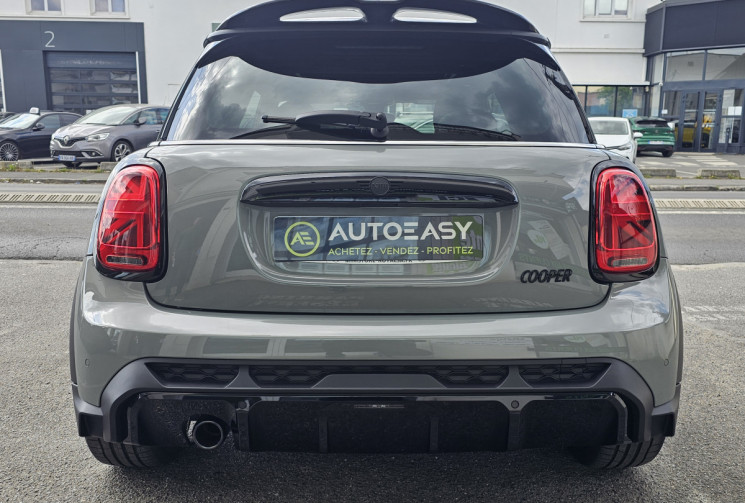 Mini Cooper 136 ch John Cooper Works BVA7 SUIVI MINI 