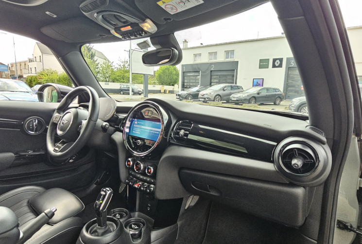 Mini Cooper 136 ch John Cooper Works BVA7 SUIVI MINI 