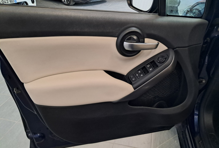 FIAT 500X 1.0 T3 120 Yacht Club Capri Dolcevita - toit ouvrant souple - suivi entretien -