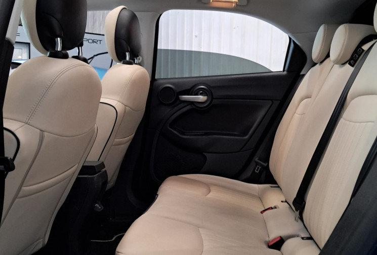 FIAT 500X 1.0 T3 120 Yacht Club Capri Dolcevita - toit ouvrant souple - suivi entretien -