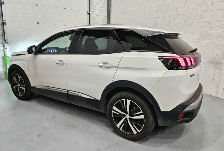 Peugeot 3008 1.6 THP  EAT6 S&S 165 cv allure / Focal / toit pano