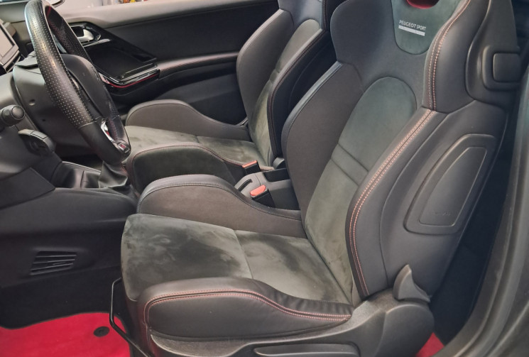 Peugeot 208 1.6 THP GTi by Peugeot Sport - ETAT COLLECTION - SUIVI ENTRETIEN PEUGEOT -