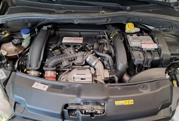 Peugeot 208 1.6 THP GTi by Peugeot Sport - ETAT COLLECTION - SUIVI ENTRETIEN PEUGEOT -