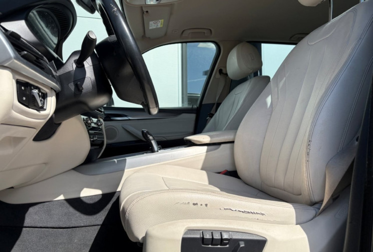BMW X5 xDrive30d 258 ch Lounge Plus A - 5P