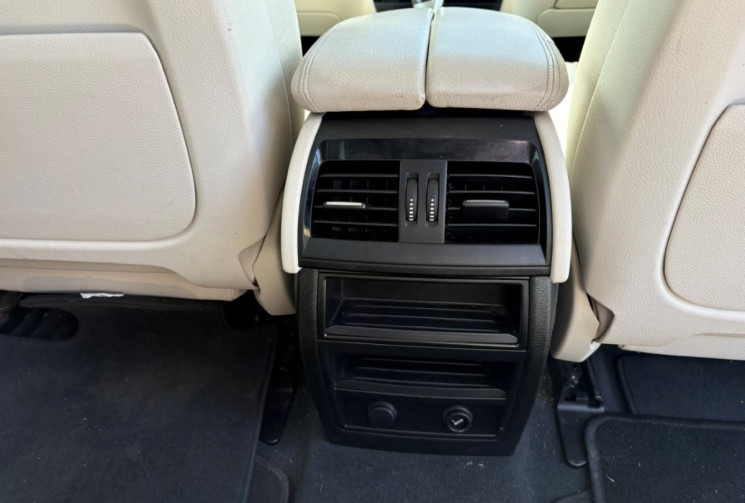 BMW X5 xDrive30d 258 ch Lounge Plus A - 5P