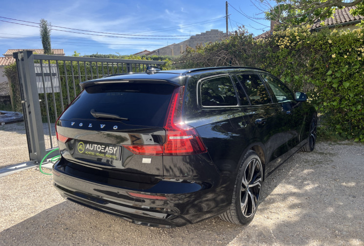 Volvo V60 II T6 AWD 253+145ch Plus Style Dark Geartronic 8