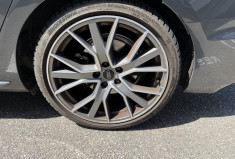Audi A4 Avant 35 TFSI 150 ch S line S tronic 7 / Historique Audi / B&O / Sièges élec massants