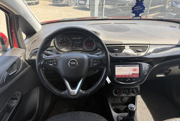 Opel Corsa E / 1.4 / 90 CH /  COSMO 