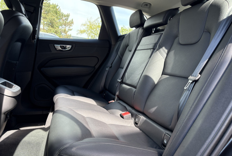 Volvo XC60 D4 2.0 TDi FWD Geartronic8 190 cv INSCRIPTION