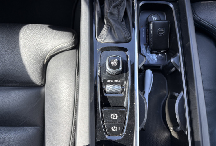 Volvo XC60 D4 2.0 TDi FWD Geartronic8 190 cv INSCRIPTION