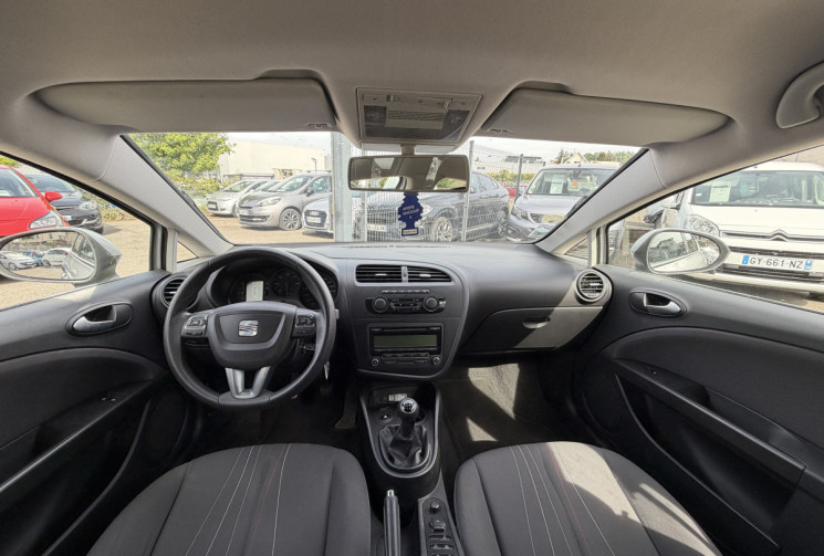 SEAT Leon 1.6 TDI / 105 CH /REFERENCE / DISTRIB OK 