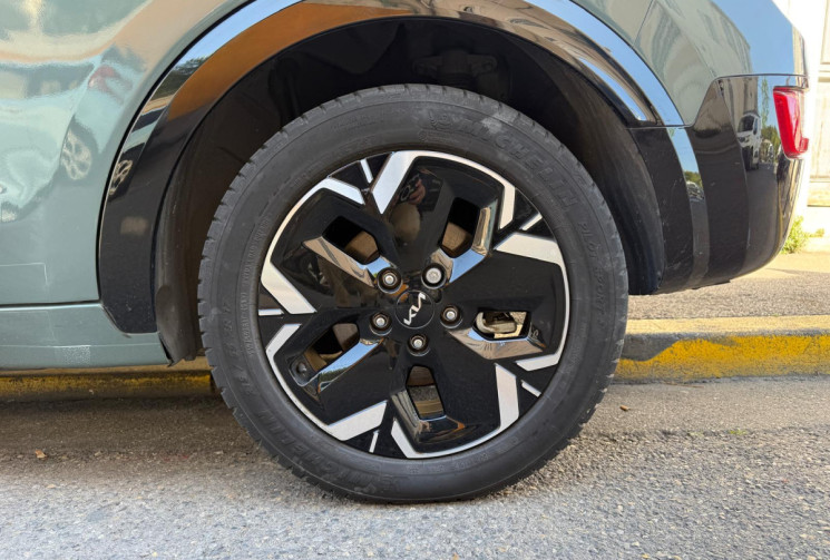 Kia e-Niro 64 KW / CARPLAY / 1ère main 