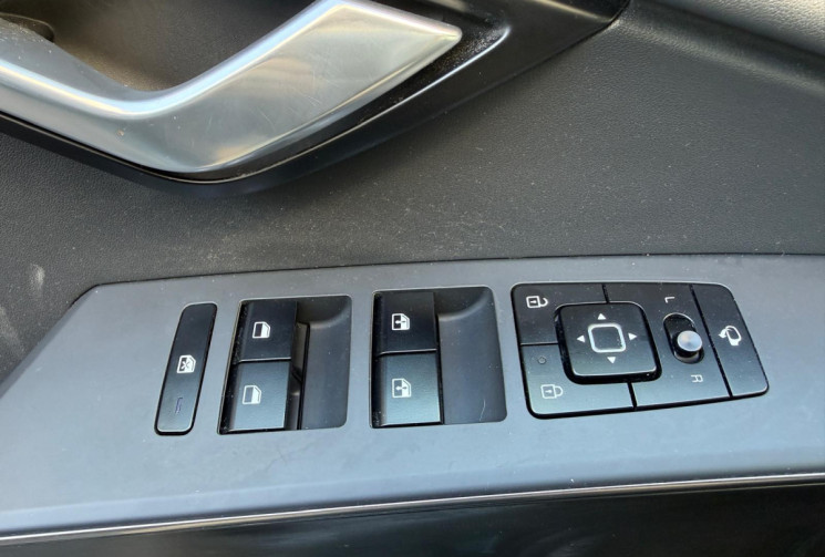 Kia e-Niro active II 64,8 kWh 204 cv Boîte auto / Origine France / 1er main / CARPLAY / 