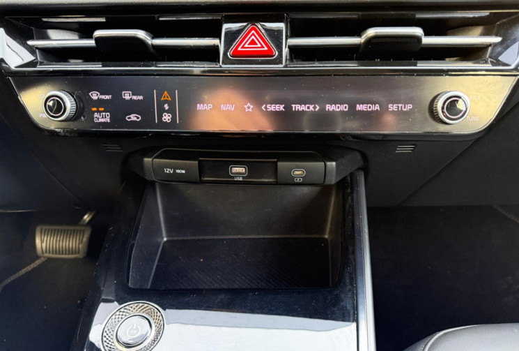 Kia e-Niro 64 KW / CARPLAY / 1ère main 