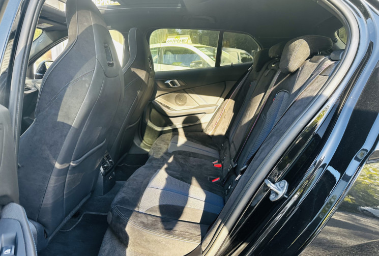 BMW Série 1 118d 150ch M Sport Toit ouvrant / Intérieur alcantara / Jantes 19 pouces
