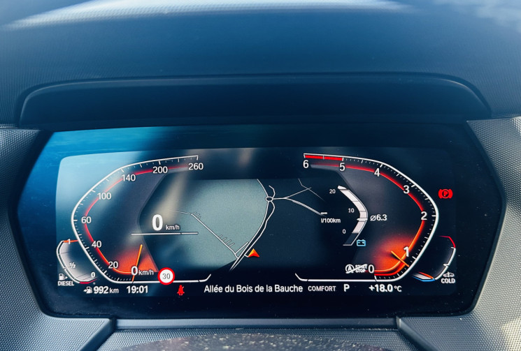 BMW Série 1 118d 150ch M Sport Toit ouvrant / Intérieur alcantara / Jantes 19 pouces