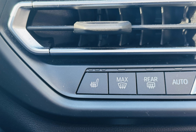 BMW Série 1 118d 150ch M Sport Toit ouvrant / Intérieur alcantara / Jantes 19 pouces