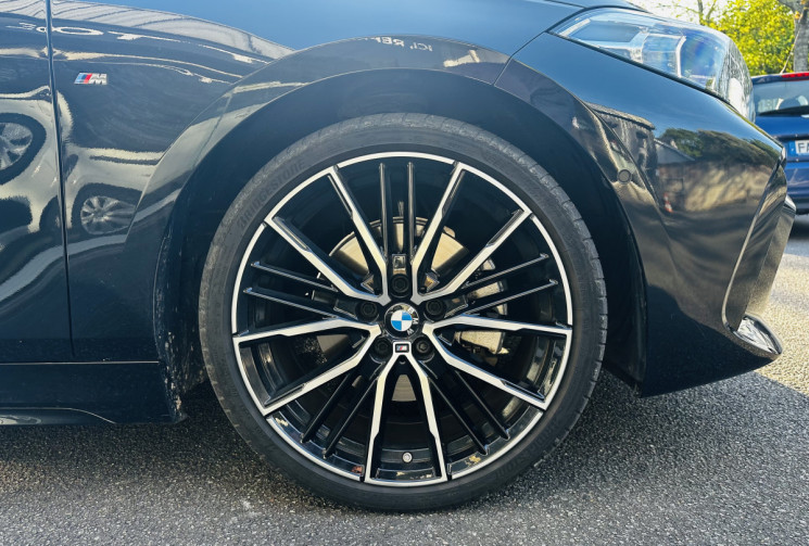 BMW Série 1 118d 150ch M Sport Toit ouvrant / Intérieur alcantara / Jantes 19 pouces