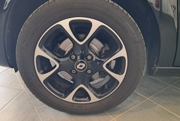 Renault Twingo  III 0.9 TCe 95 INTENS  EDC6 - CARPLAY - SUIVI RENAULT - 